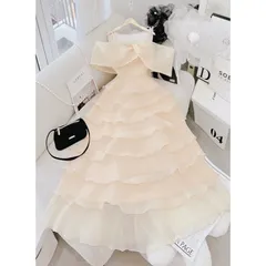 VÁY TƠ XÒE NHIỀU TẦNG TRỄ VAI FORM DÀI  Giá 330k Hàng có sẵn giao ngay HÀng cao cấp Màu kem