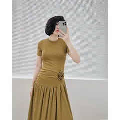 Váy Cotton Thun Tăm Dáng Dài Eo Đính Hoa Giá 290k Hàng có sẵn giao ngay Co giãn dễ chịu Màu rêu