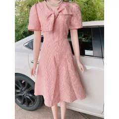Đầm hồng cao cấp Chất liệu gấm xốp dễ chịu Hàng có sẵn giao ngay Đủ size tới 75kg Giá 290k