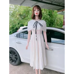 Đầm ren nổi maù trắng dập ly Giá 450k Hàng có sẵn giao ngay S Hàng cao cấp