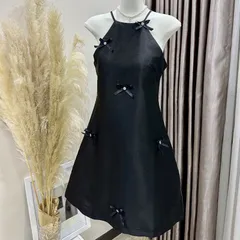 Đầm  DINH NO DI TIEC CHO NU CUC SANG Chất liệu tapta xịn  Màu đen Hàng có sẵn giao ngay M Giá 290k