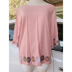 Áo linen hàng nhật thêu hoa màu hồng phấn Giá 190k Hàng có sẵn giao ngay