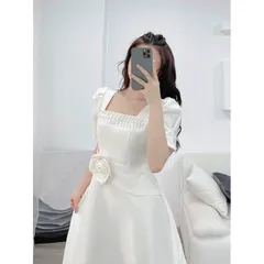 Đầm dáng xoè cổ vuông đính ngọc xếp ly ngực Màu kem  Hàng có sẵn giao ngay L Giá 380k