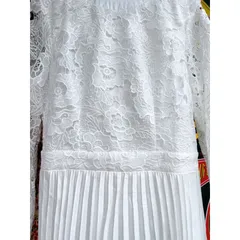 Váy Ren Phối Dập Ly Cực Sang Ạ Giá 380k Hàng có sẵn giao ngay ( L)