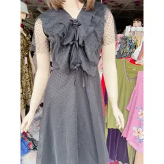 Đầm ren bi màu đen Hàng có sẵn giao ngay S Chất liệu ren bi có lót bên trong