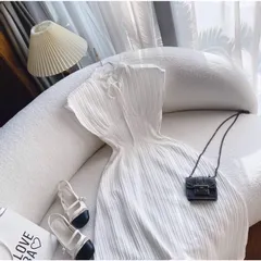 Đầm  Đũi Gân Cổ Tàu Nơ Cổ Siêu Hack Dáng  Màu trắng Giá 290k Hàng có sẵn giao ngay