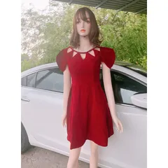 Đầm nhung có sẵn mút ngực Cổ cách điệu sang trong Giá 320k Hàng có sẵn giao ngay Chất liệu nhung