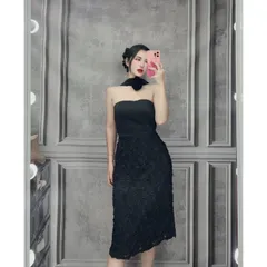 Đầm ống cúp phối váy hoa nổi kèm dây cổ Giá 290k Hàng có sẵn giao ngay Chất liệu ren