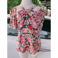 Áo cổ cách điệu, Thoáng Mát, Thấm Hút - Họa Tiết hoa-Quà Tặng Mẹ Giá 150k Hàng có sẵn giao ngay