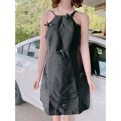 Váy taffta cổ yếm dáng chữ A dự tiệc xinh xắn đính kết  Giá 290k Hàng có sẵn giao ngay M Màu đen