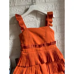 Đầm dây tầng dập ly, có mút ngực * Màu sắc: Cam Giá 250k Hàng có sẵn giao ngay SM