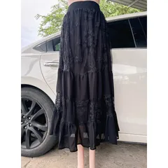 Chân Váy dáng dài Phối Ren Hàng có sẵn giao ngay  Đủ size tới 90kg Có màu đen và màu đỏ phối đen Giá 190k
