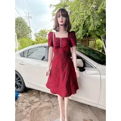 Đầm gấm tay phồng cổ vuông đính Ngọc Hàng có sẵn giao ngay  Giá 299k Size SM Hàng cao cấp
