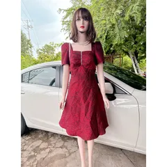 Đầm gấm tay phồng cổ vuông đính Ngọc Hàng có sẵn giao ngay  Giá 299k Size SM Hàng cao cấp