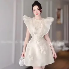 Đầm  trắng dáng xòe cổ tròn tay bèo dự tiệc  Hàng có sẵn giao ngay S Màu kem Chất liệu tapta xịn đẹp, có sẵn lót quần
