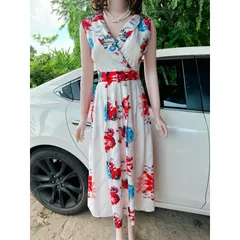 Đầm họa tiết sang trọng Hàng có sẵn giao ngay  Giá 290k Vừa dây kéo vừa bo chun co giãn dễ mặc  Dưới 70kg mặc đẹp