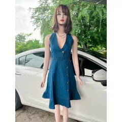 Đầm Jean đính nút  Hàng có sẵn giao ngay  Giá 290k Hàng Quảng châu  Chất Iiệu jean cao cấp chuyên hàng thiết kế