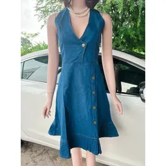 Đầm Jean đính nút  Hàng có sẵn giao ngay  Giá 290k Hàng Quảng châu  Chất Iiệu jean cao cấp chuyên hàng thiết kế
