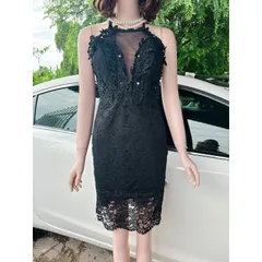 Đầm body ren đính hoa nổi, đúp lót 2 lớp, có sẵn mút ngực  Size SM Hàng có sẵn giao ngay  Giá 290k Màu đen