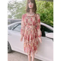 Đầm hoa dập ly Giá 299k Hang co sẵn giao ngay 2M, dây kéo sau lưng Chất liệu tơ dập ly