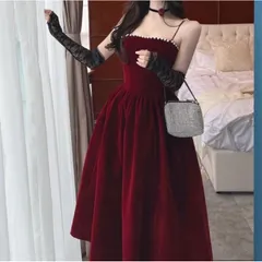 Đầm 2 dây đính ngọc Chất liệu nhung cao câp Hàng có sẵn giao ngay Giá 290k