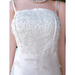 đầm tiệc 2 dây + kèm áo khoác màu kem Giá 390k Hàng có sẵn giao ngay L Chất liệu tapta cao cấp Có sẵn mút ngực