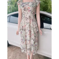 Đầm hoa bèo tiểu thư