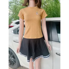 Set Áo Thêu Hoa chất len tăm+  Phối Chân Váy Viền Áo màu vàng nhạt + chân váy eo chun co giãn