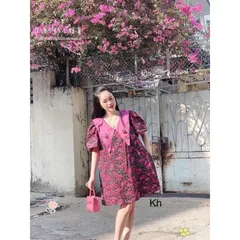 ĐẦM HOA HOẠ TIẾT HOA CỔ NHỌN (hồng) Đầm hoa kiểu babydoll cổ quả cherry Giá 290k Hàng có sẵn giao ngay