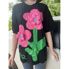 áo form rộng đính hoa nổi diện hè, đi biển, đi chơi Giá 199k Hàng có sẵn giao ngay Màu hồng Chất liệu thun cotton mát
