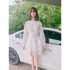 Đầm  TRẮNG XOÈ TẦNG KÈM ĐAI Hàng chính chủ-DVC Giá 390k, người ta đang bán gần 7xx Hang có sẵn giao ngay Đủ size