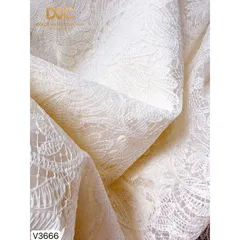 Đầm ren nổi cao cấp Giá 399k, người ta đang bán gần 6xx Hàng có sẵn giao ngay XL Chất liệu ren cao cấp Màu trắng kem