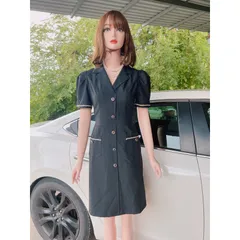Đầm thiết kế cổ vest, có túi Phù hợp cho cô nàng thanh lịch, sang trọng Có màu vàng và đen Chất liệu dày mịn