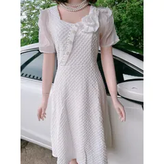 Váy xoè cổ nơ siêu xinh đính ngọc , chất tơ mềm mát nhẹ nhàng Giá 290k Hàng có sẵn giao ngay Chất liệu gấm xốp nổi