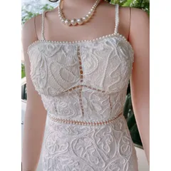 Set ren tiểu thư siêu đẹp Maù trắng Gồm chân váy ren + áo 2 dây có sẵn mút ngực + áo khoác ren Giá 399k Hàng có sẵn giao