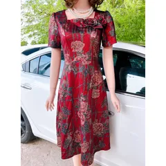 Đầm trung niên cao cấp. Đầm chất nhũ kim tuyến. Kiểu dáng đơn giản mà vẫn sang trọng quý phái mới mẻ. Chất liệu co dãn