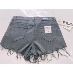 Quần short jean lưng cao, quần short bò nữ cạp cao eo dưới 74 cm mặc, chữ thêu, màu đen Giá 150k  Hàng có sẵn giao ngay