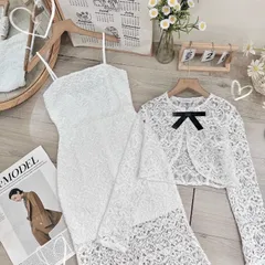 Set đầm body ren 2 dây kèm áo khoác ren lửng dài tay Màu trắng Hàng có sẵn giao ngay L Chất liệu ren cao cấp Hàng chính