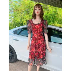 Đầm hoa kim tuyến siêu đẹp Giá 299k Hàng có sẵn giao ngay Chất liệu co giãn nhiều, hàng 2 lớp dày dặn