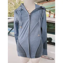 ÁO KHOÁC CHỐNG NẮNG (Vải thun lạnh, có 4 túi, 2 túi ngoài có khóa kéo và có 2 túi trong  ) Giá 190k Hàng có sẵn giao nga