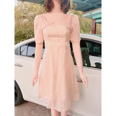 Váy dự tiệc công chúa cổ vuông màu kem đính ngọc  , váy chụp thật 100% Giá 290k Hàng có sẵn giao ngay S Chất liệu tơ 2