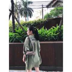 Áo sơmi 2 túi chữ FLY ON THE WALL💋💋💋 👉🏻 Hàng cực TRUẤT’SSS, bụi bặm dành cho mấy chế cá tánh 😎 👉🏻Chất cực đẹp