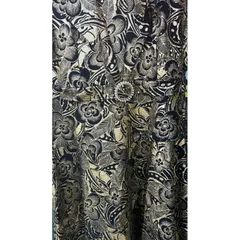 ĐẦM DÁNG XÒE thiết kế cổ vest sang trọng, may tỉ mỉ. Hoạ tiết cập nhật mẫu mới, rất đẹp và sắc nét