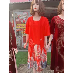 Đầm suông lụa latin màu đỏ màu của may mắn Giá 299k Hàng có sẵn giao ngay Chất liệu lụa latin mịn đẹp, siêu sang