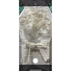 Đầm kem cổ yếm đính hoa 3D  (Chất liệu tafta đứng form co dãn cực nhẹ, có mút ngực, chiều dài 82cm) Giá 290k