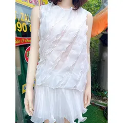 SET VÁY TƠ BÈO ĐI BIỂN, ĐI CHƠI XINH HẾT NƯỚC CHẤM Giá 290k Hàng có sẵn giao ngay Màu trắng Chân váy có lót quần