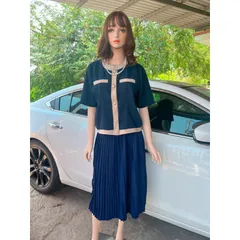 Set đầm thiết kế sang chảnh Giá 320k/ cả set Chất liệu tuyết mưa cao cấp Màu xanh navy Chân váy dập ly phía eo có bo