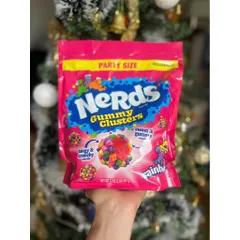 Kẹo dẻo phủ cốm cầu vồng Nerds Gummy Cluster 907g bịch Mỹ