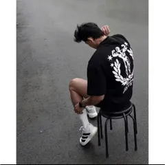 Áo thun form rộng Stressmama Vòng Nguyệt Quế Hot Trend 2026 Chất Vải Cotton 2 Chiều Dày Dặn Đứng Form