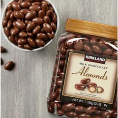 Socola sữa hạnh nhân Kirkland Milk Chocolate Almonds Mỹ, nhân hạt giòn béo, thơm ngon thượng hạng